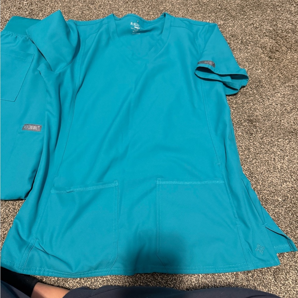 Med Couture Aqua Blue Scrub Top and jogger bottoms